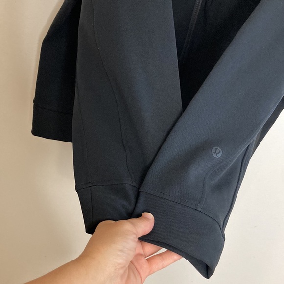 New Lululemon Sojourn Jacket Mens XXL Black Warpstreme Classic Fit Queens Logo - Picture 7 of 16